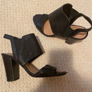 Tahari block sandal heels